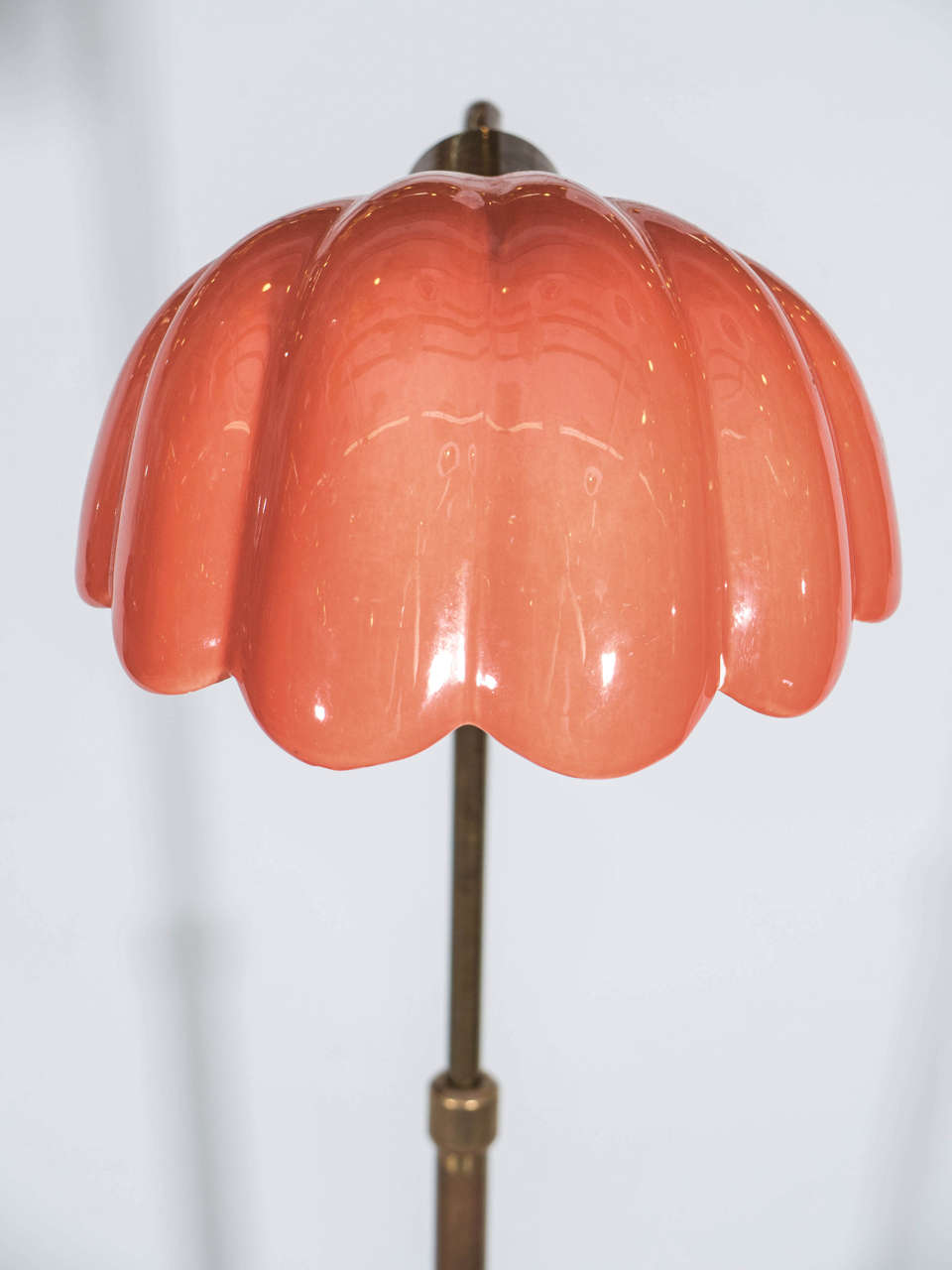 Mid-Century Modern Midcentury Italian Floor Lamp with Scallop Shell Form Shade