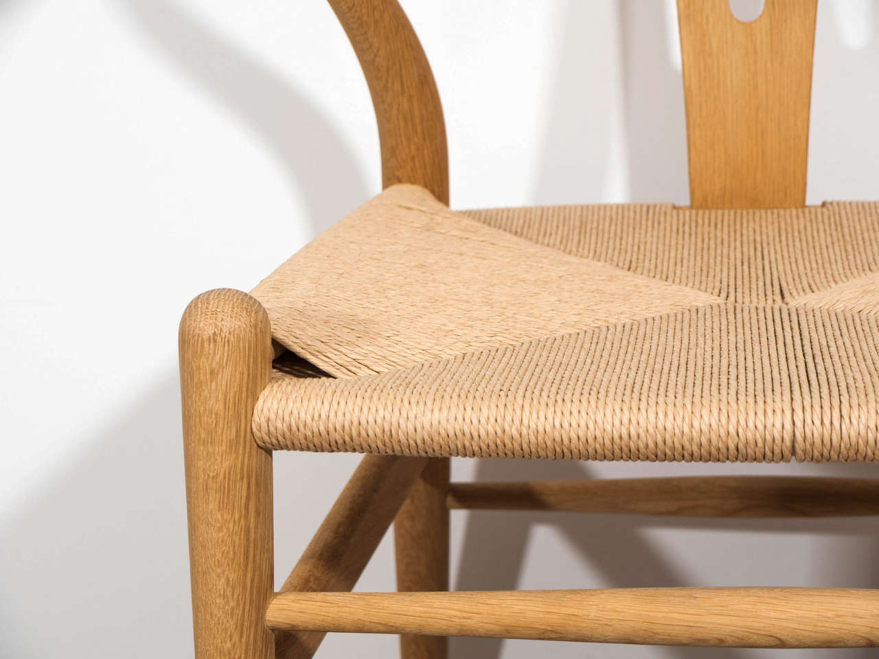 Pair of Wishbone Chairs by Hans J. Wegner for Carl Hansen 2