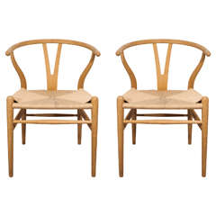 Pair of Wishbone Chairs by Hans J. Wegner for Carl Hansen