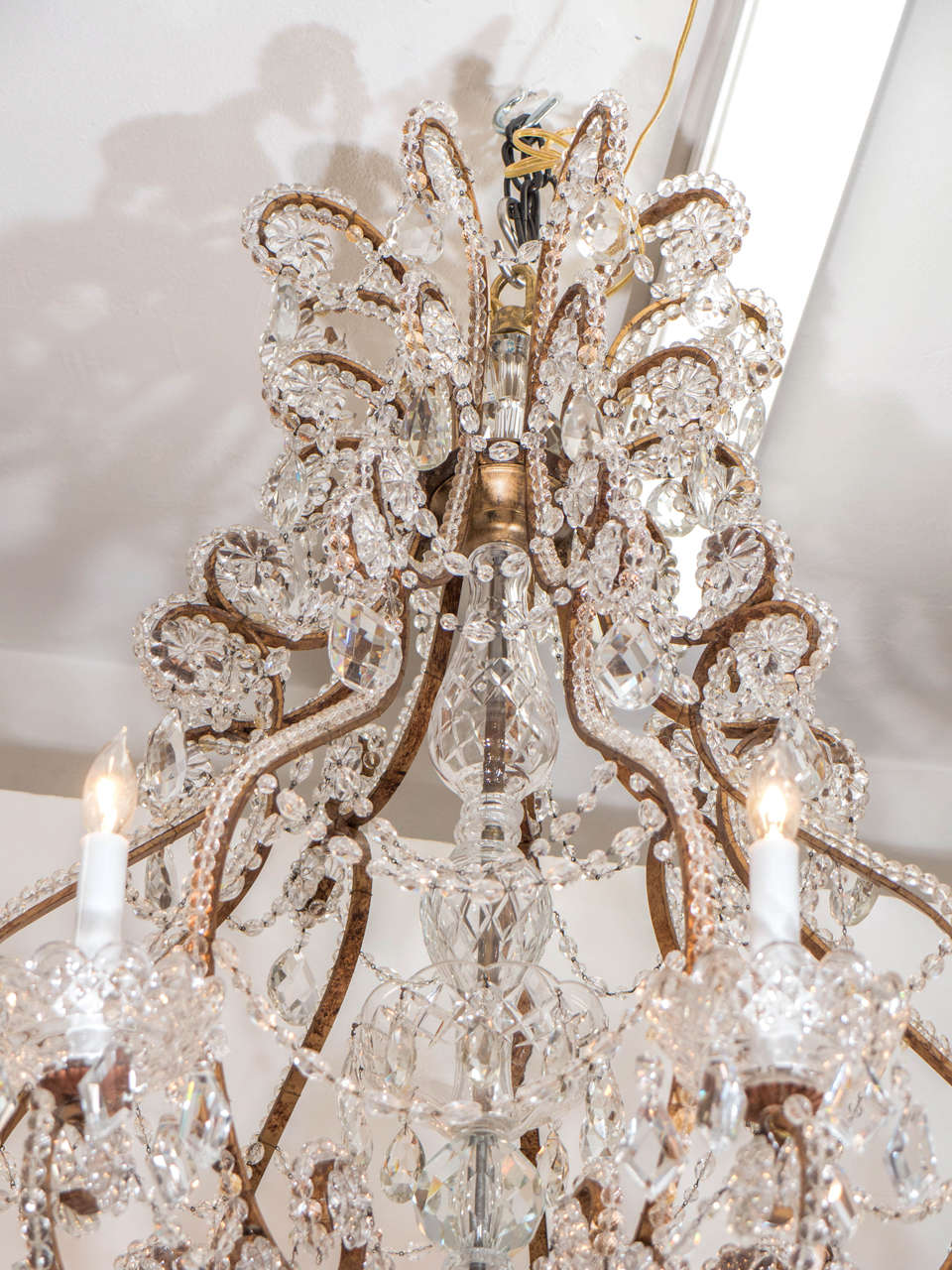 Midcentury Italian Nine-Light Brass and Crystal Chandelier In Good Condition In New York, NY