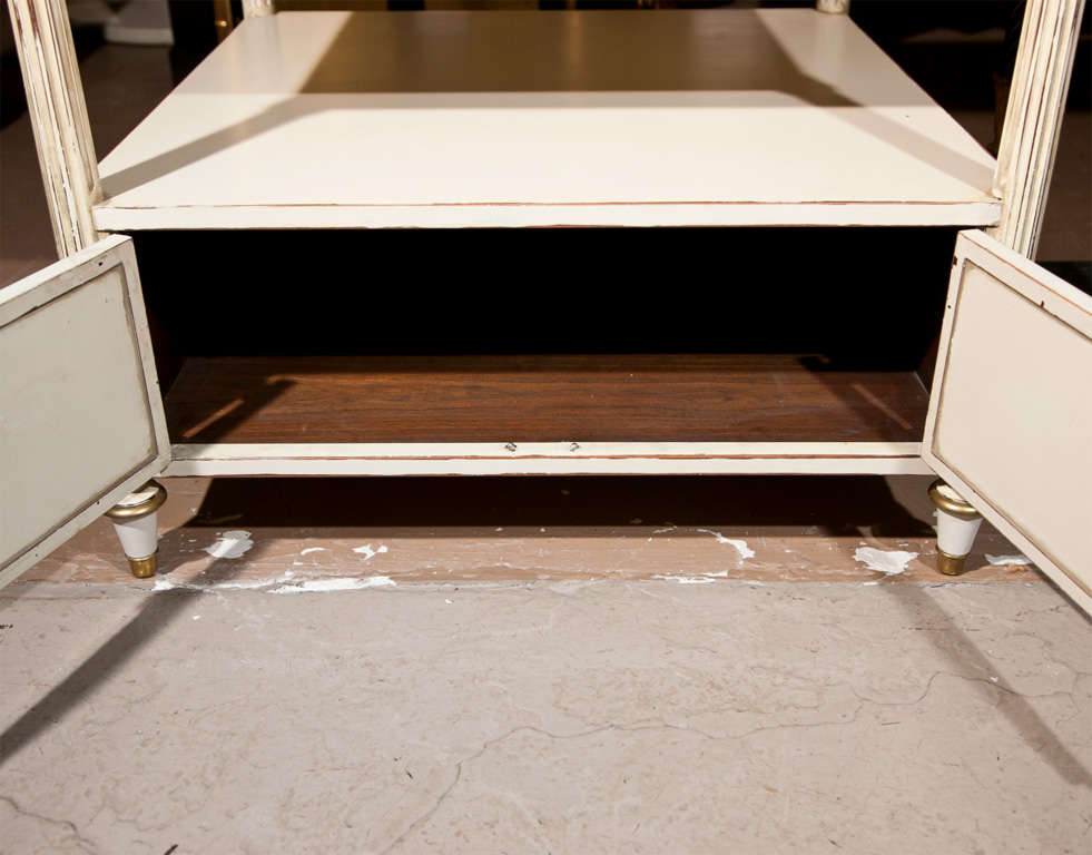 Mid-20th Century Pair of White Painted End Tables