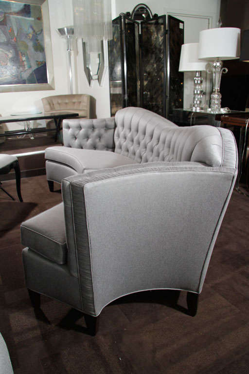 Glamorous 1940s Hollywood Curved Back Sofa 4