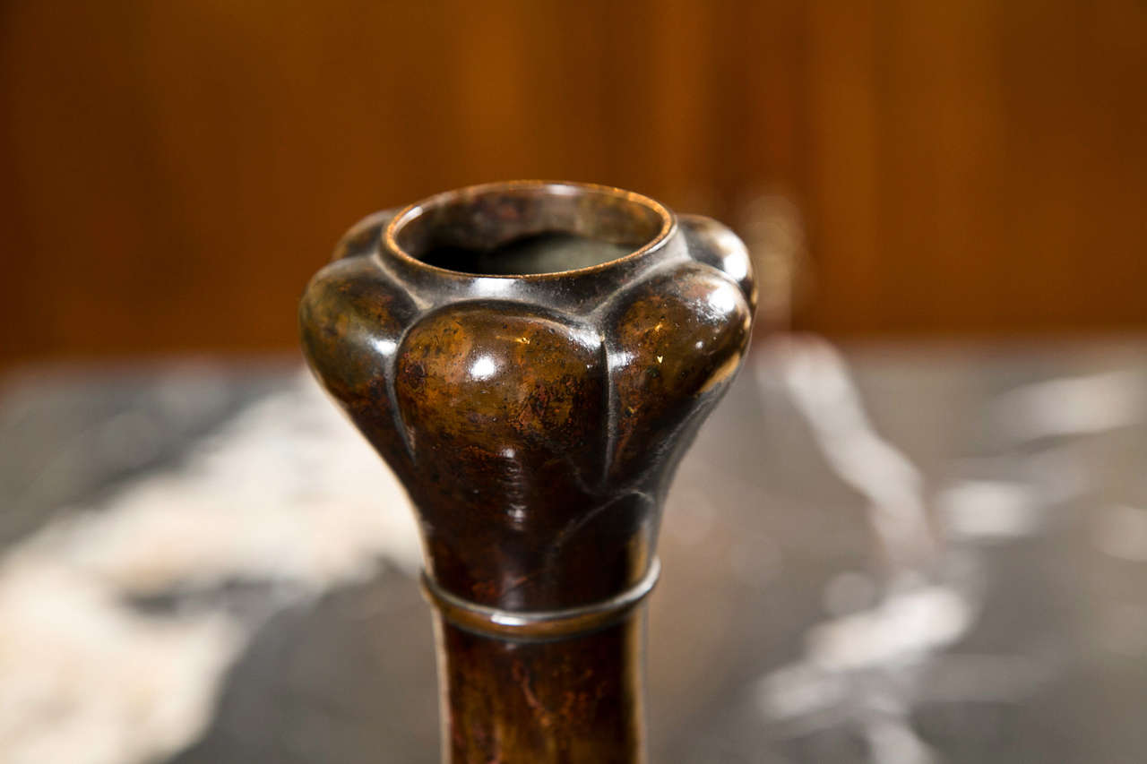 Japanische Bronze-Vase im Angebot 2