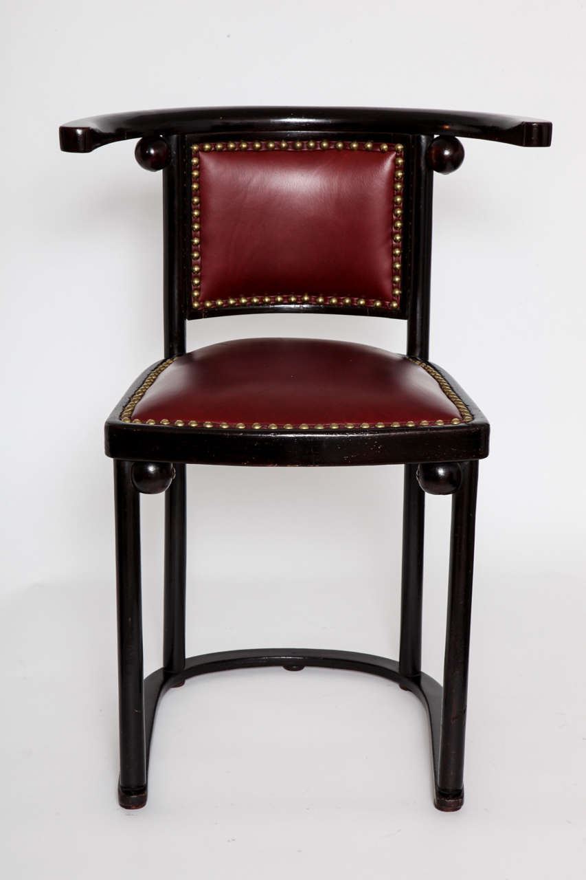 Josef Hoffmann, Cabaret Fledermaus Chair, Stained Beech and Leather, 1905