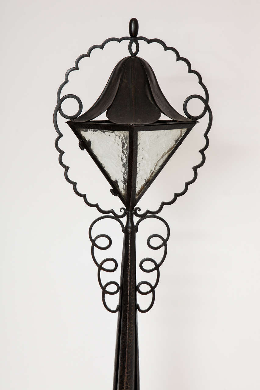 French Art Deco Wrought Iron Floor Lamp In Excellent Condition For Sale In New York, NY