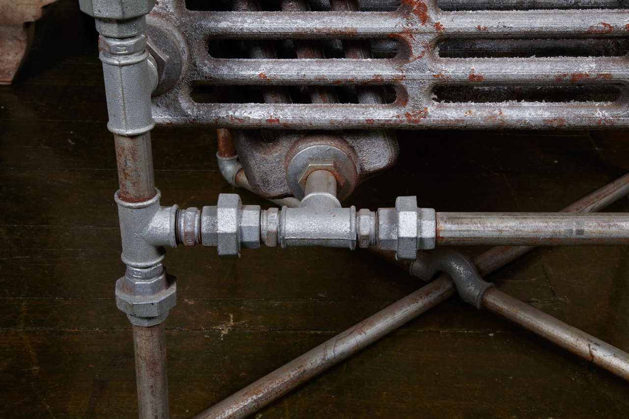Modernist Armchair Made of Cast Iron Heaters In Good Condition In Paris, FR
