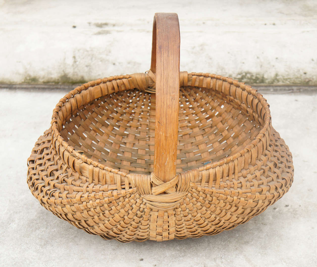 Hand woven basket made in  Provence