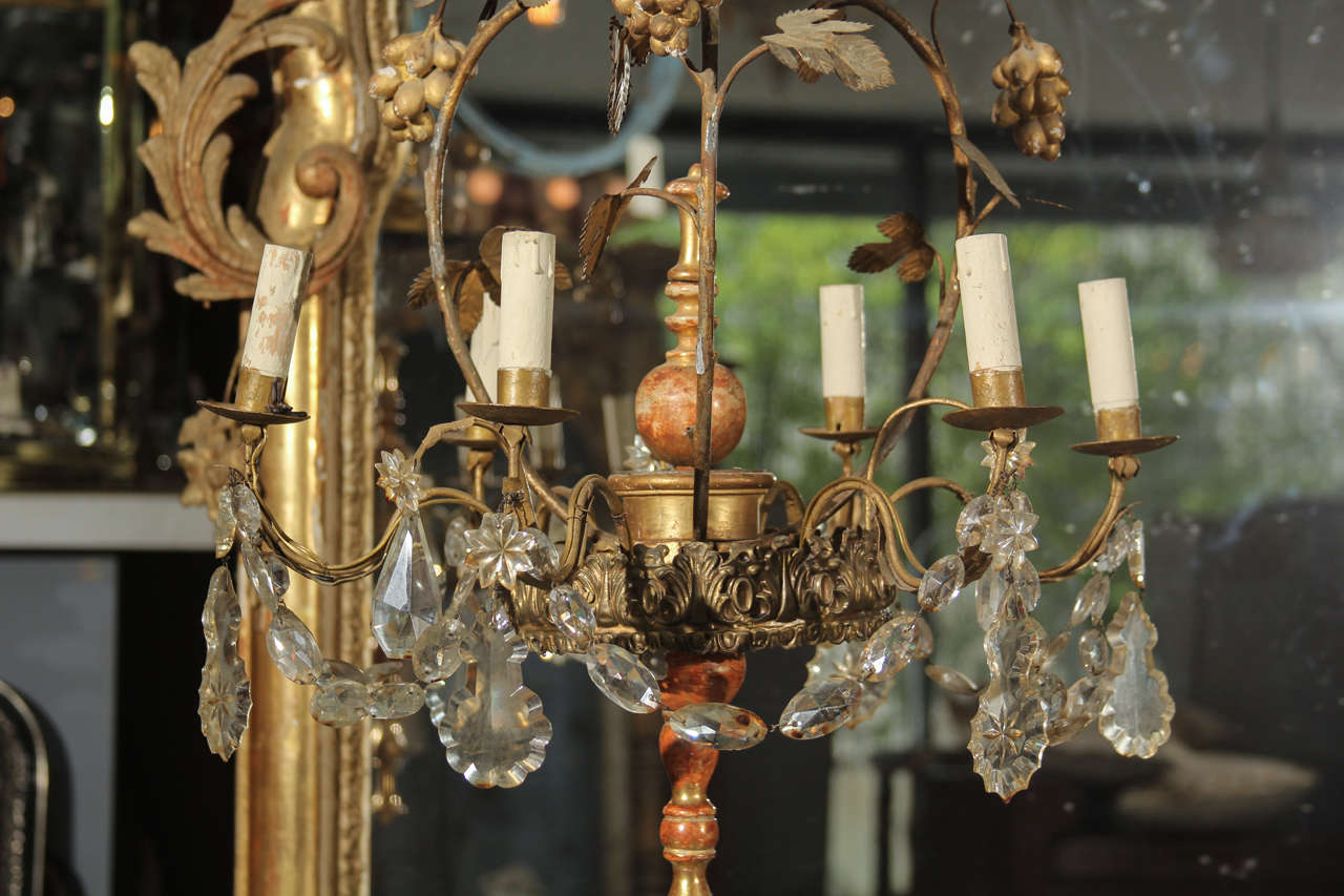 Italian Giltwood and Grapes Chandelier 6