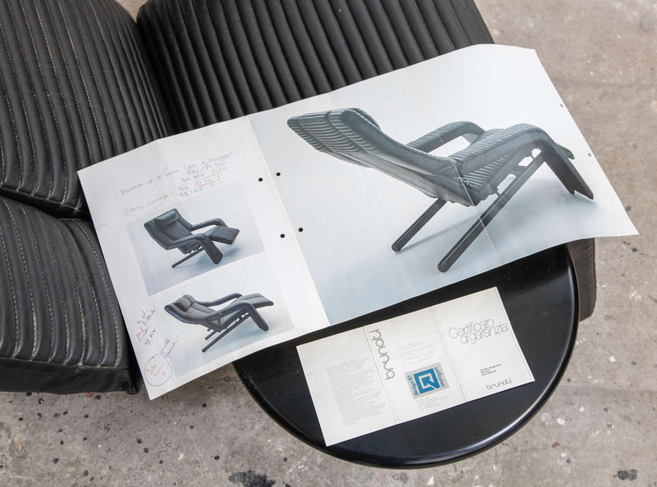 Late 20th Century Avant Garde Brunati Lounge Chair Designed by Ammannati & Vitelli For Sale