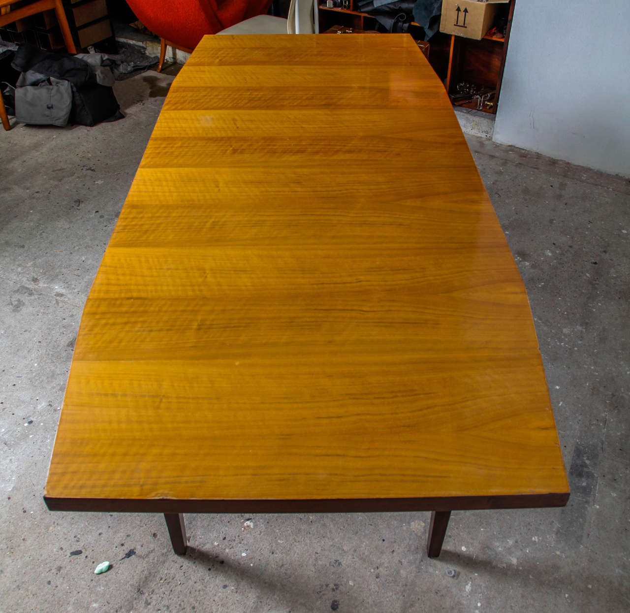 extra long dining table