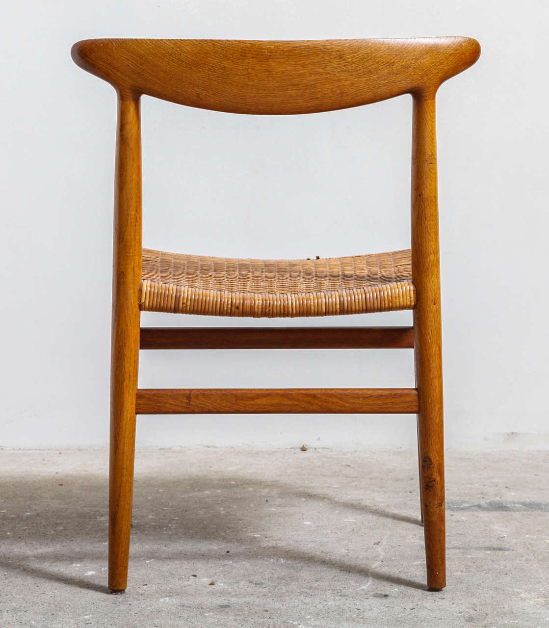 hans wegner dining chair