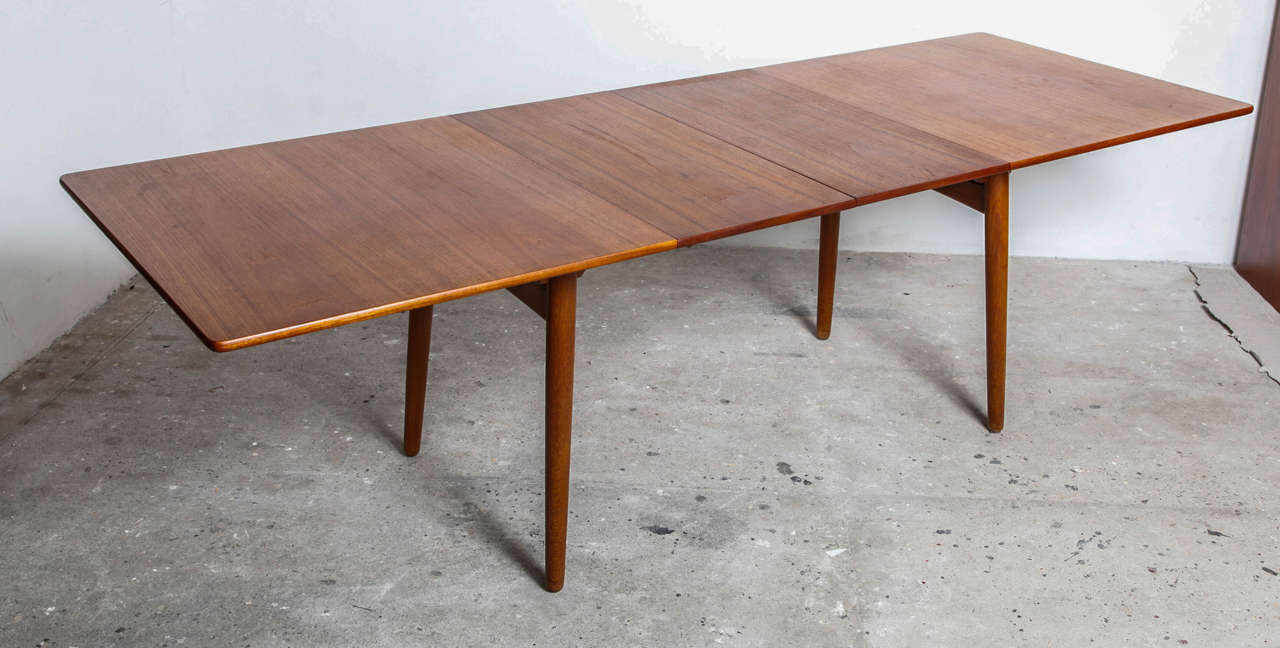 Teak Large Table Designed by Hans J. Wegner for Andreas Tuck, Denmark In Excellent Condition In Antwerp, BE