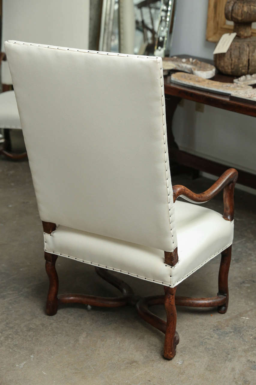 18th Century Os De Mouton Chair In Excellent Condition In Houston, TX