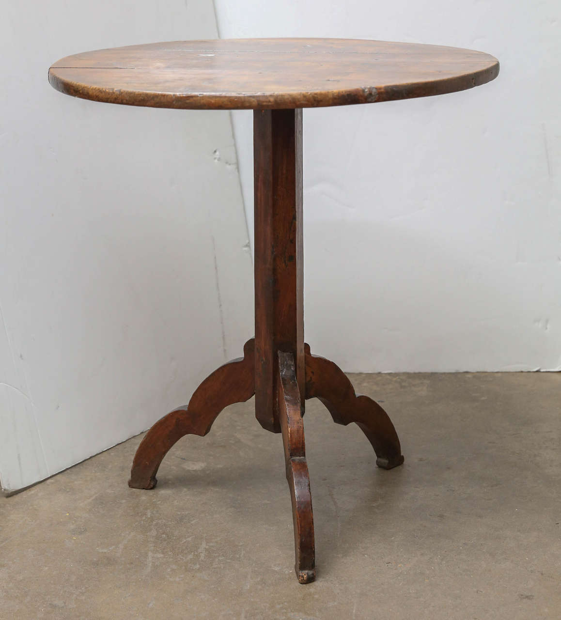 19th Century Round Wooden Table