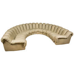 De Sede DS600 Non-Stop Modular Sectional Sofa in Beige Leather 23 Elements De Sede DS600 Non-Stop Modular Sectional Sofa in Beige Leather 23 Elements
