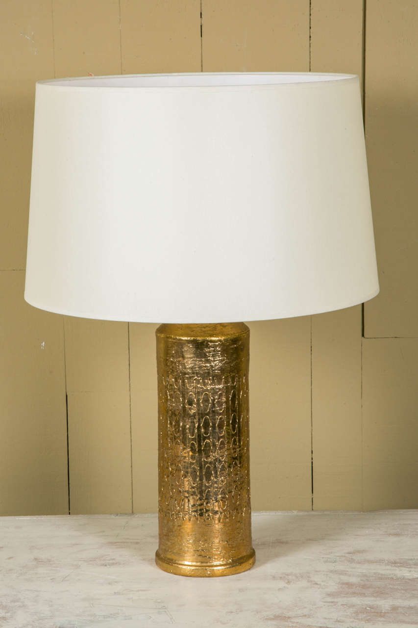 Paire de lampes de table Bergboms en céramique émaillée or, Suède, vers 1960