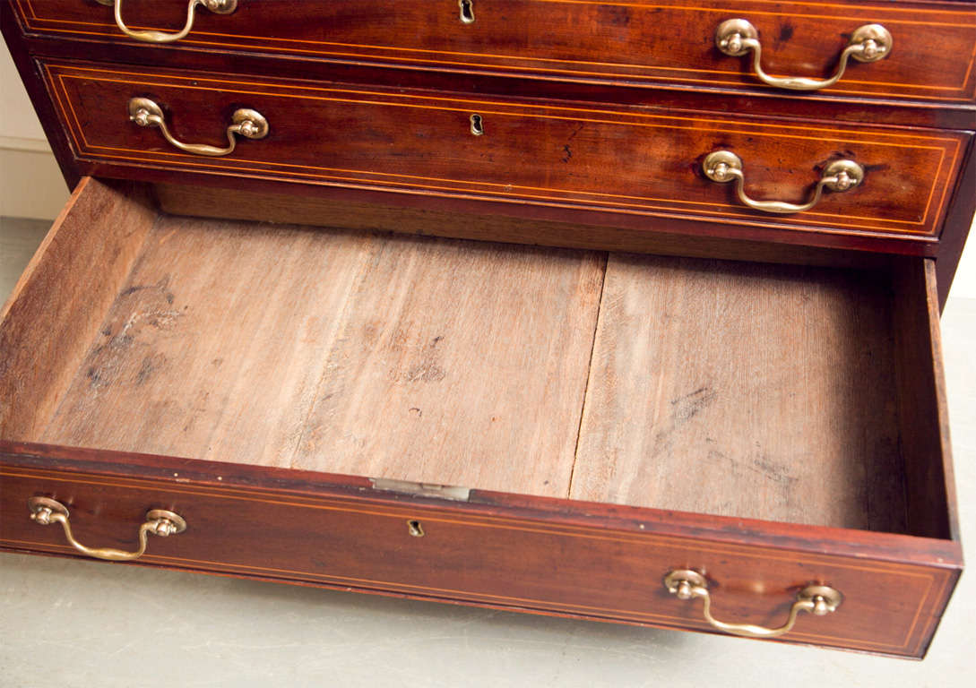 18th Century and Earlier George III Inlaid Mahogany Bachelor's Chest of Drawers