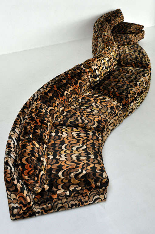 Mid-Century Modern Milo Baughman Serpentine Sofa