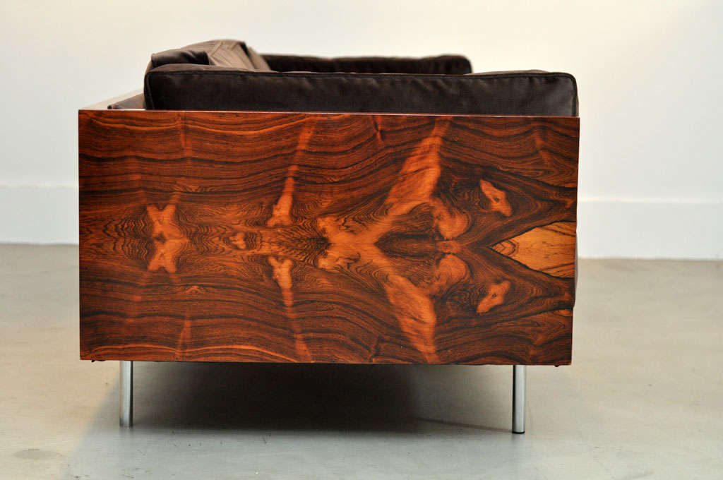 Rosewood case sofa - Milo Baughman 2