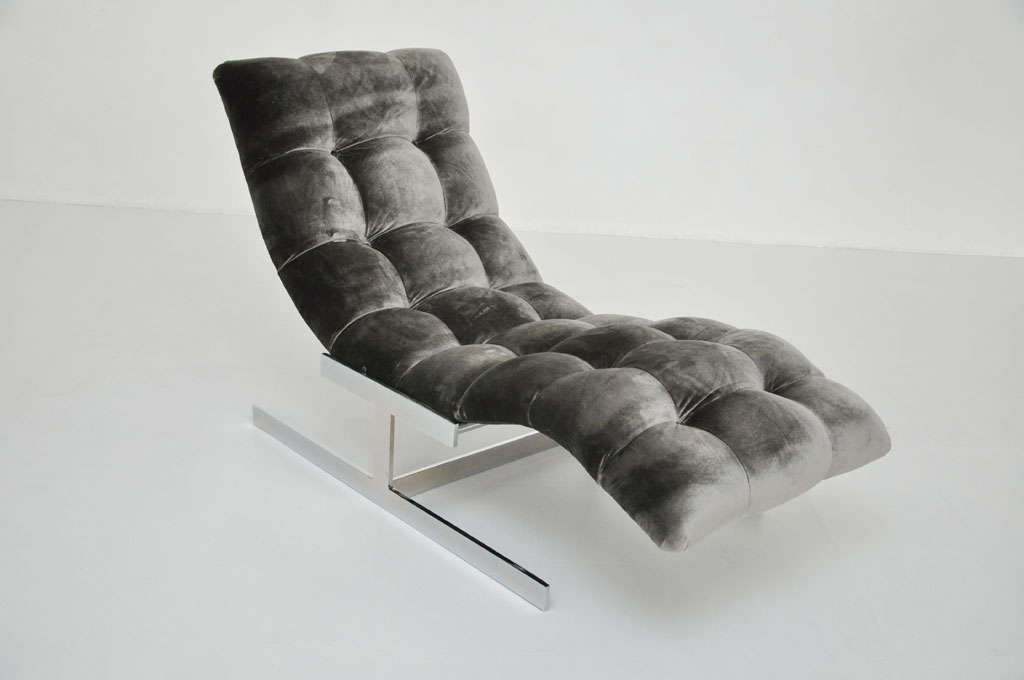 Wave chaise by Milo Baughman.  Newly upholstered in silk velvet.  Chrome base.
