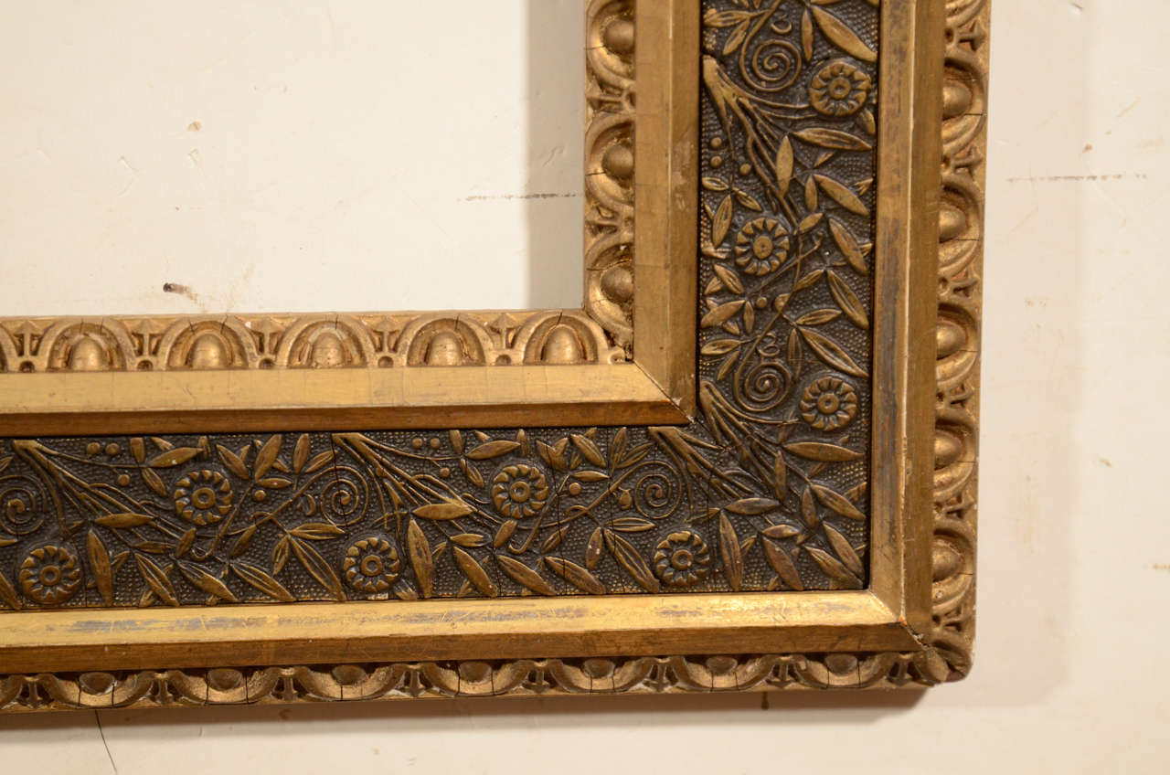 American 19th Century Aesthetic Movement Picture Frame With Egg And Dart