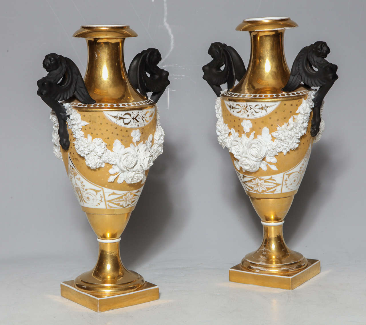 Rare Pair of Neoclassical Porcelain Vases, Possibly Russian, Early 1800s In Good Condition For Sale In New York, NY