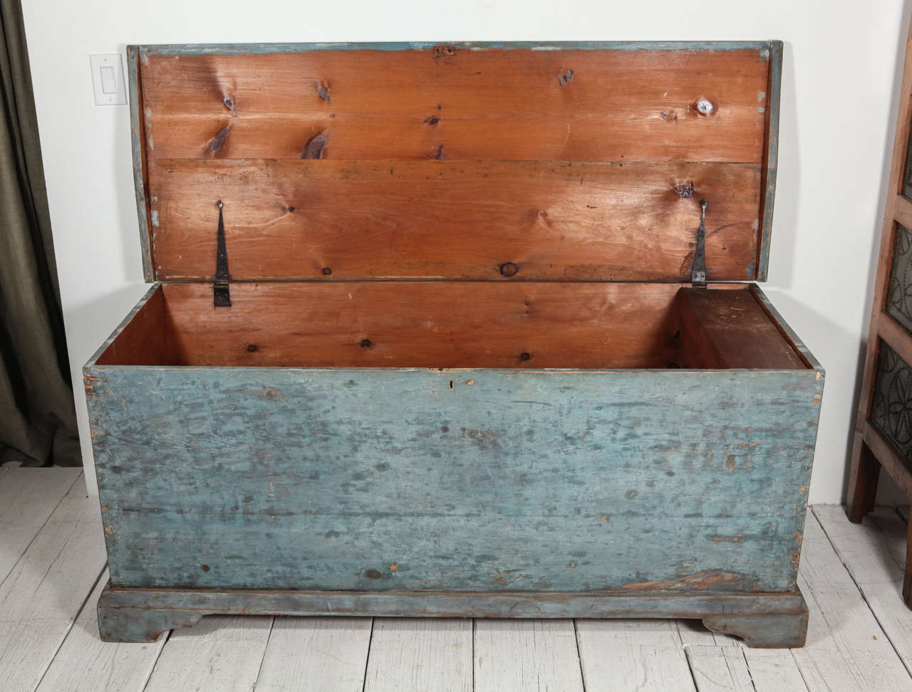 20th Century Tall Rustic Blue Blanket Chest / Trunk