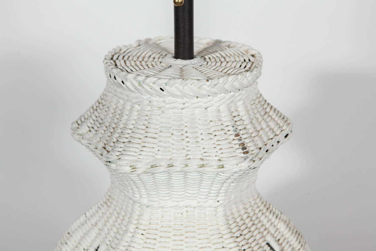 Painted White Wicker Hexagon Base Table Lamp In Excellent Condition In Los Angeles, CA