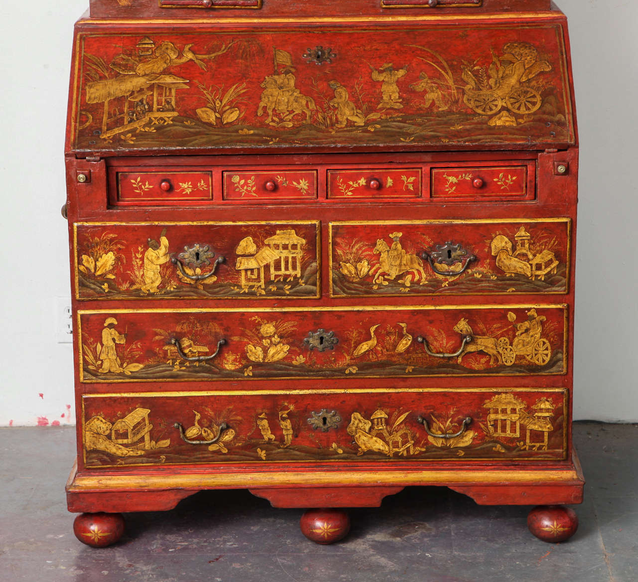 18th Century and Earlier Important Venetian Red Japanned Chinoiserie Bureau Bookcase, circa 1750