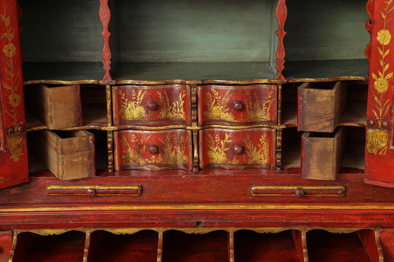 Important Venetian Red Japanned Chinoiserie Bureau Bookcase, circa 1750 4