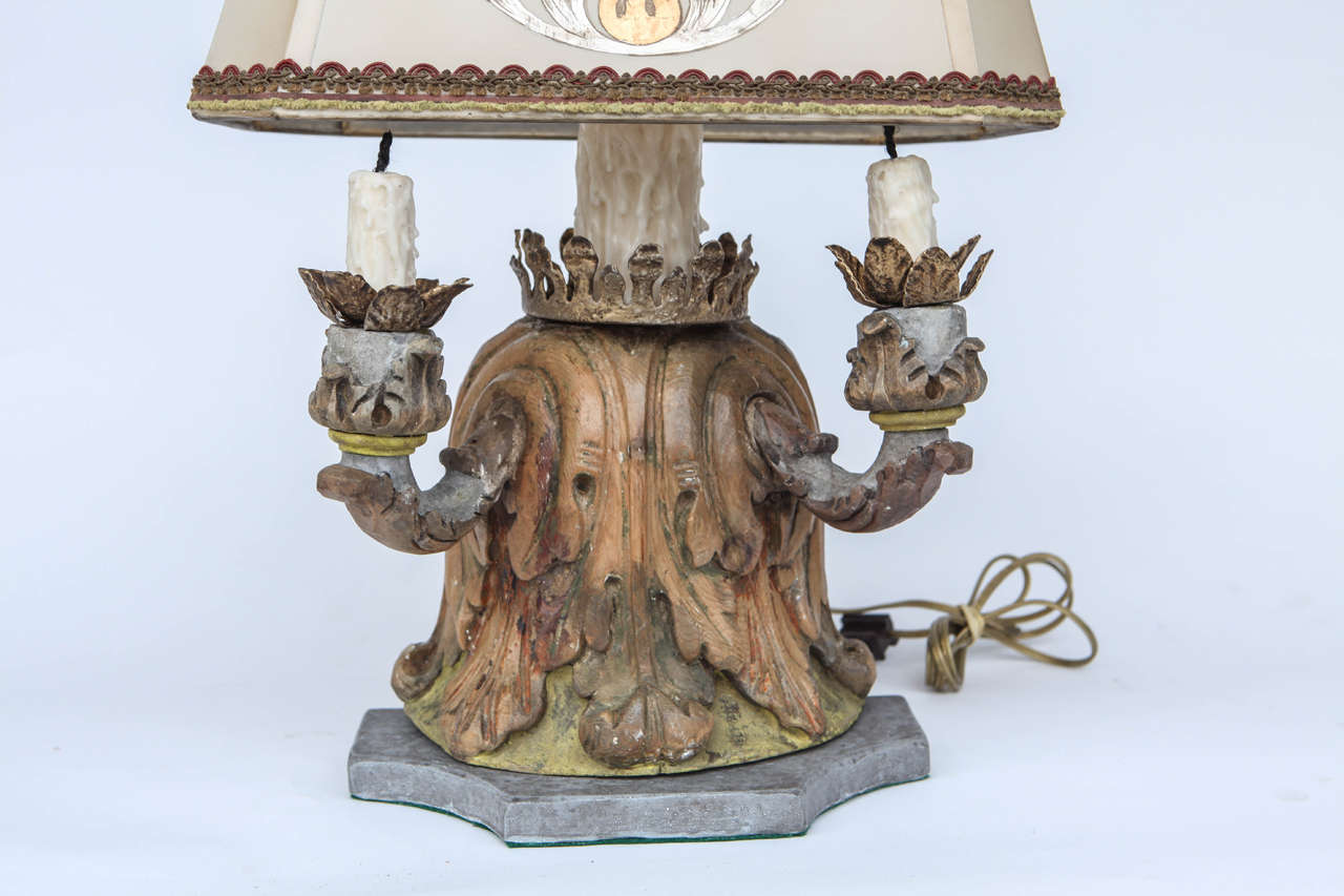 Paar italienische Fragment-Lampen aus dem 19. Jahrhundert (Geschnitzt) im Angebot