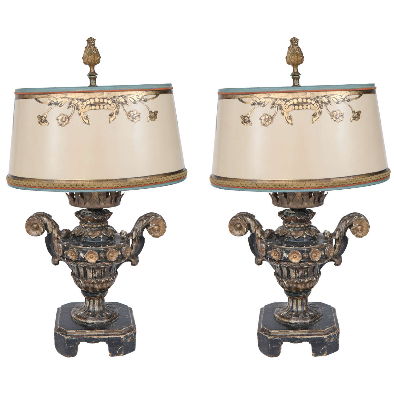 Pair of 19th Century Italian Carved Giltwood Urn Lamps For Sale