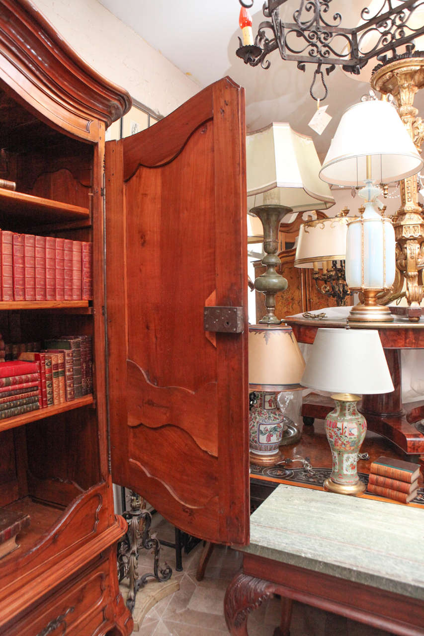 18th Century French Walnut Monumental Armoire with Single Drawer For Sale 1
