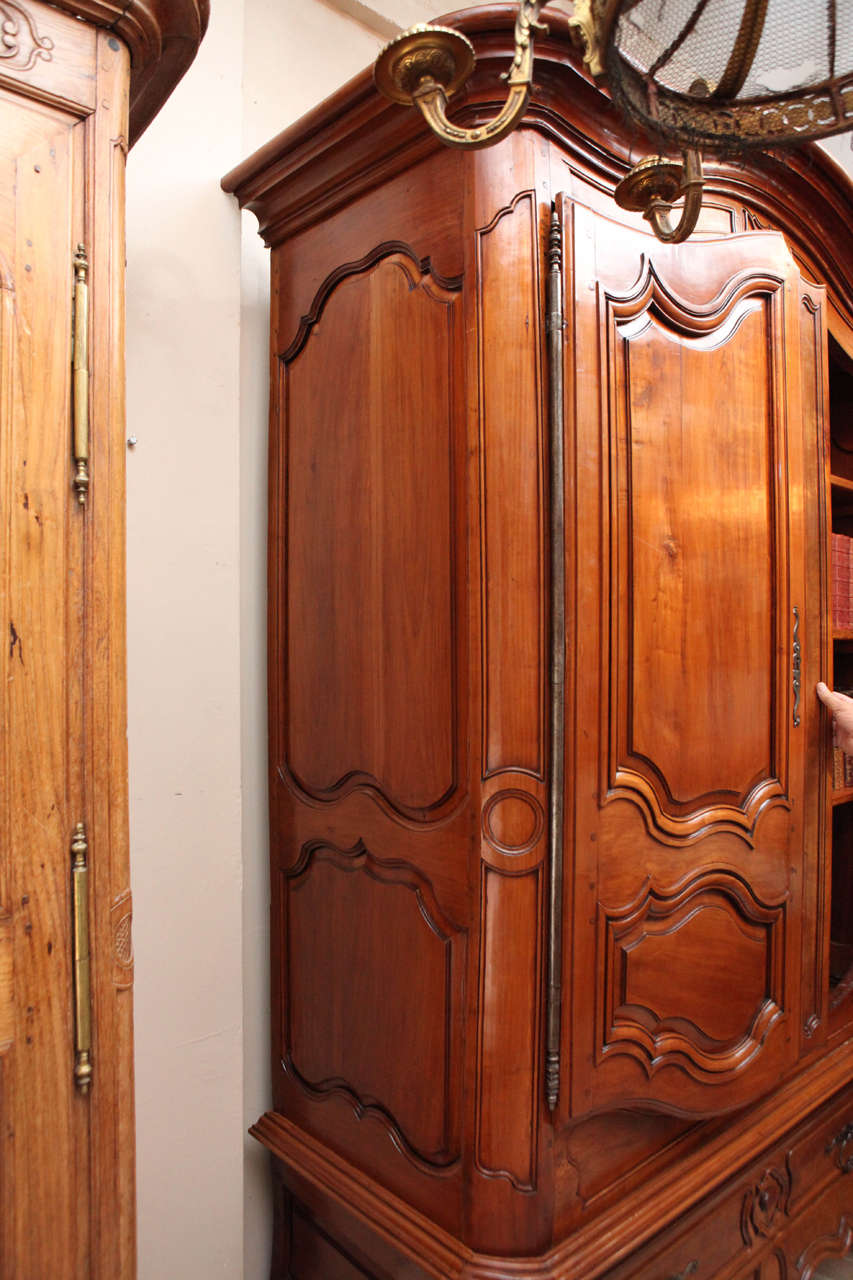 18th Century French Walnut Monumental Armoire with Single Drawer For Sale 3
