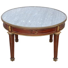 Tavolo basso francese in noce con montatura in bronzo del 1900
