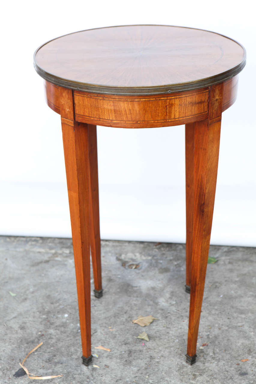 1900s French Mahogany Occasional Table In Excellent Condition In Los Angeles, CA