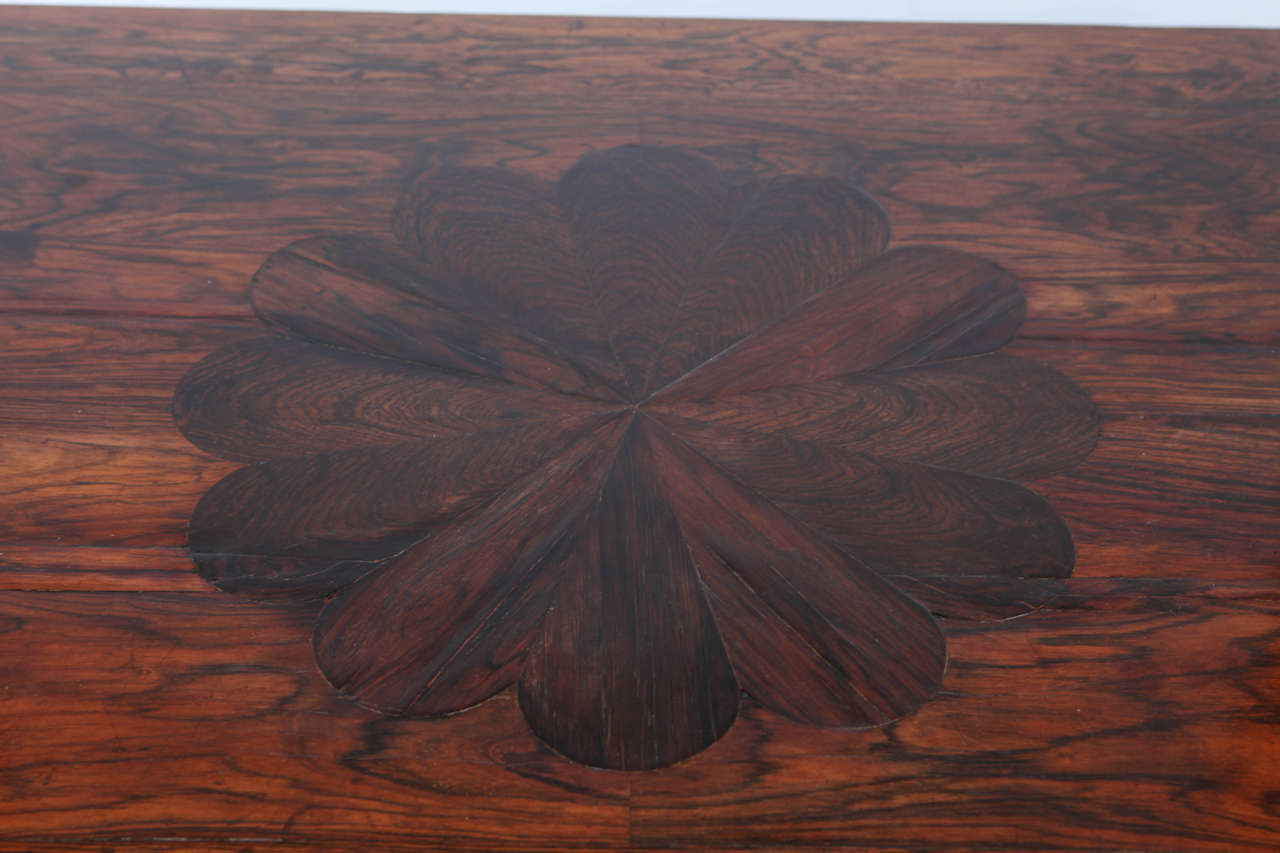 18th Century Portuguese Rosewood Table For Sale 1