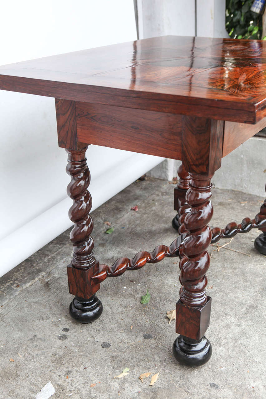 18th Century Portuguese Rosewood Table For Sale 4