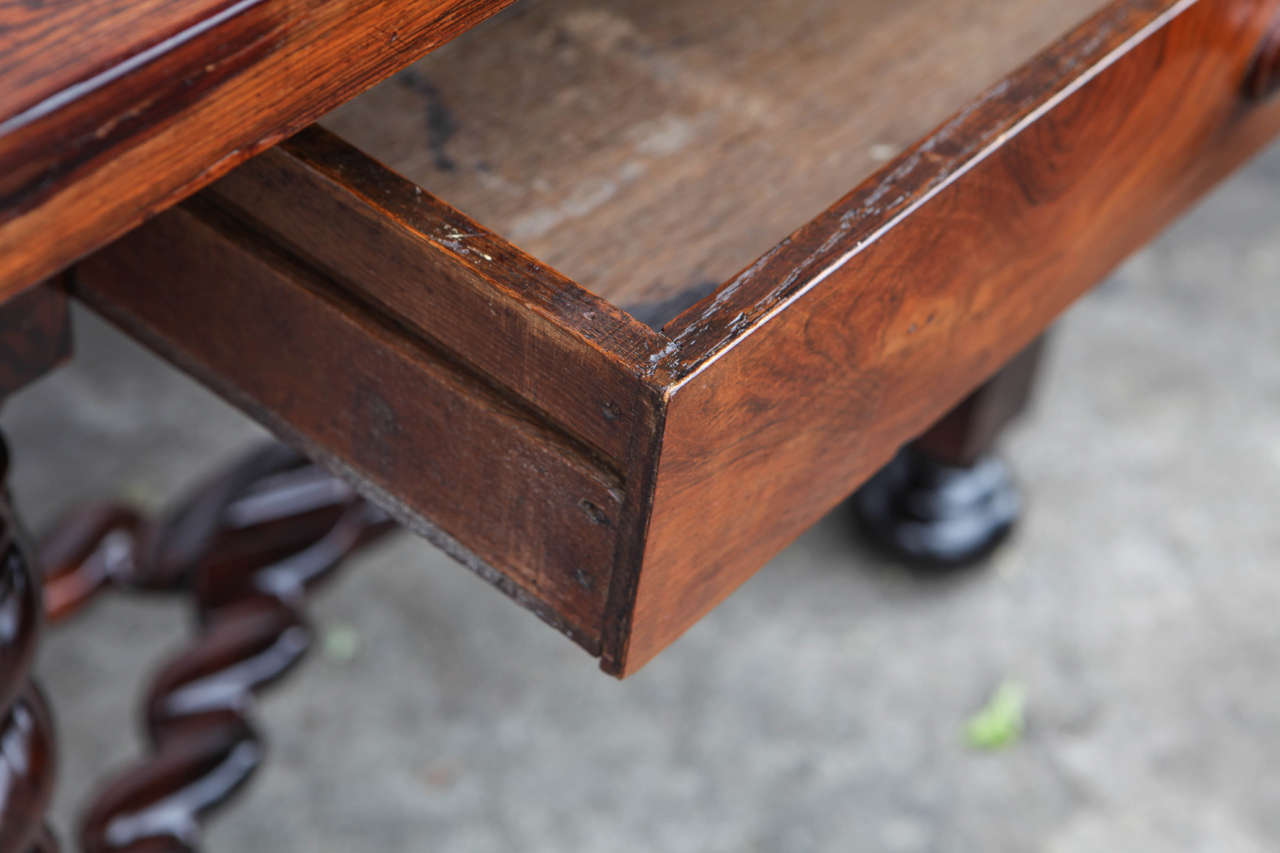 18th Century Portuguese Rosewood Table For Sale 5