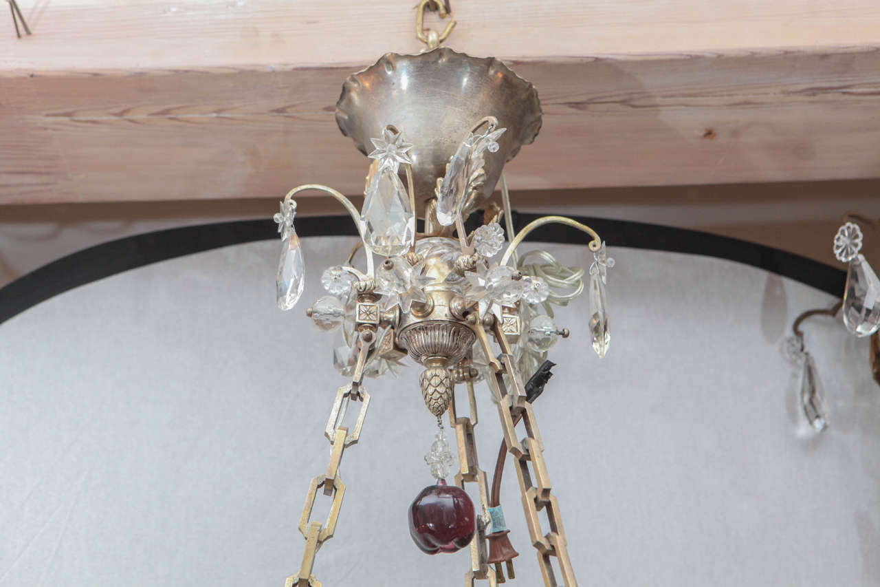 1900s French Silvered Bronze Chandelier with Cut Crystal For Sale 2