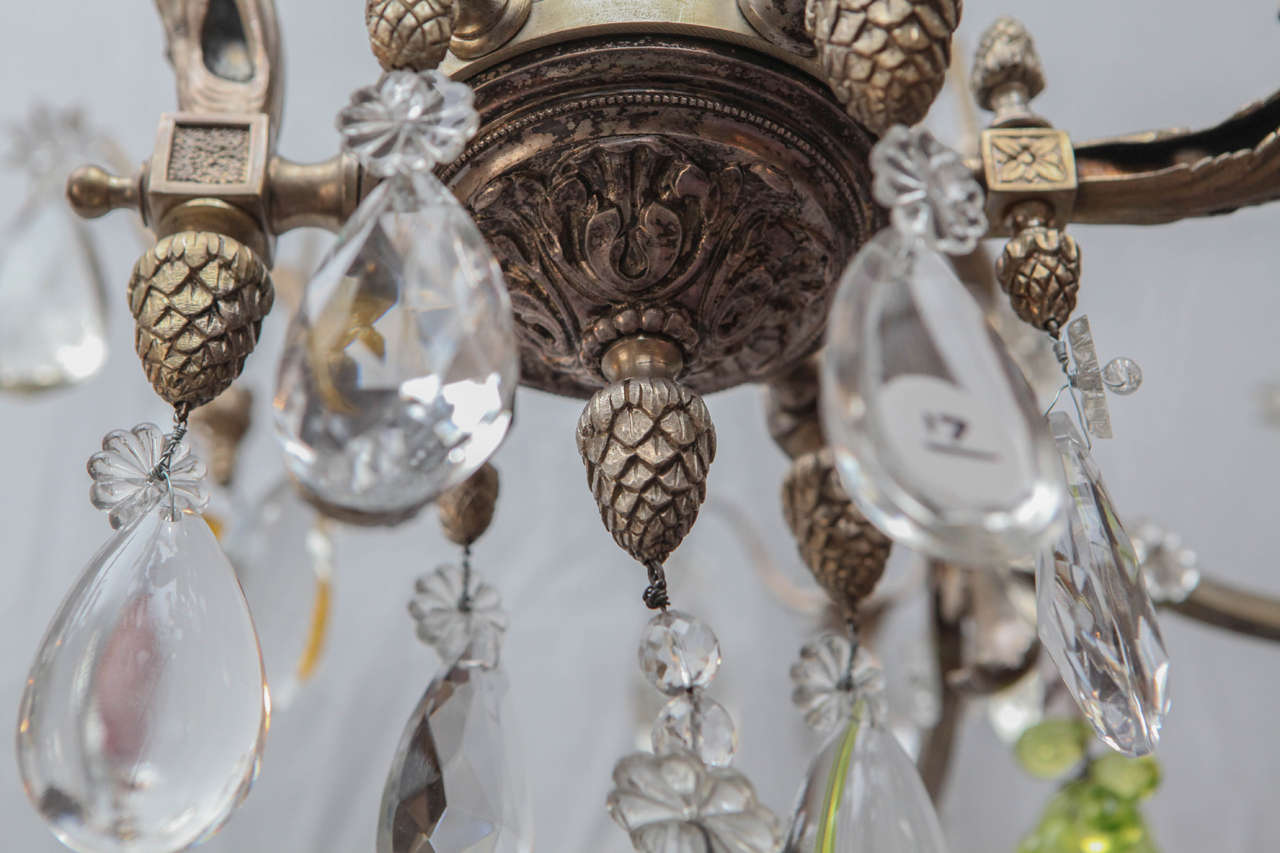1900s French Silvered Bronze Chandelier with Cut Crystal For Sale 3