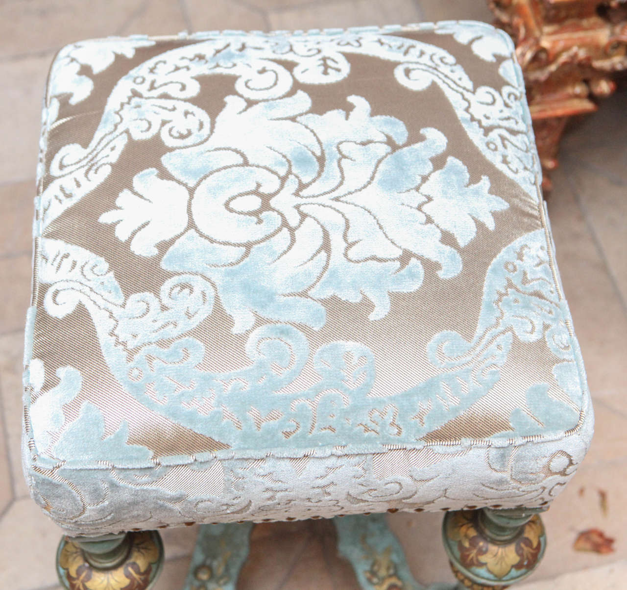 Hand-Painted 19th Century English Chinoiserie Painted Bench
