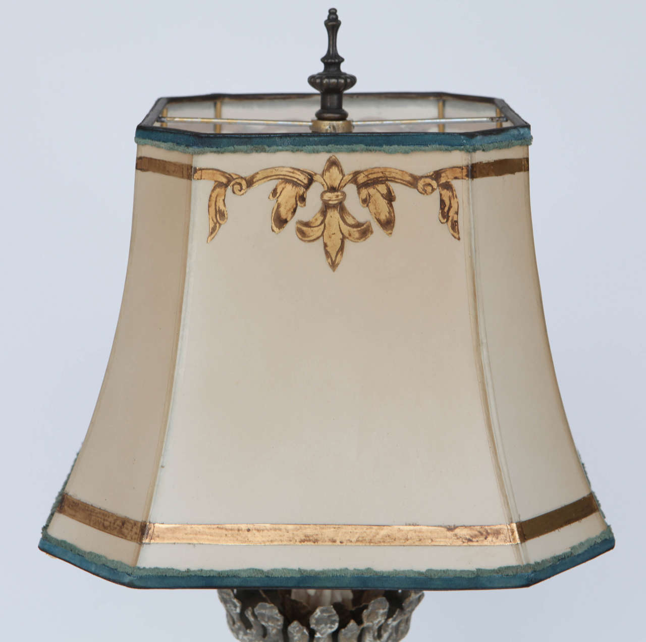 Pair of 19th Century Italian Giltwood Lamps For Sale at 1stDibs