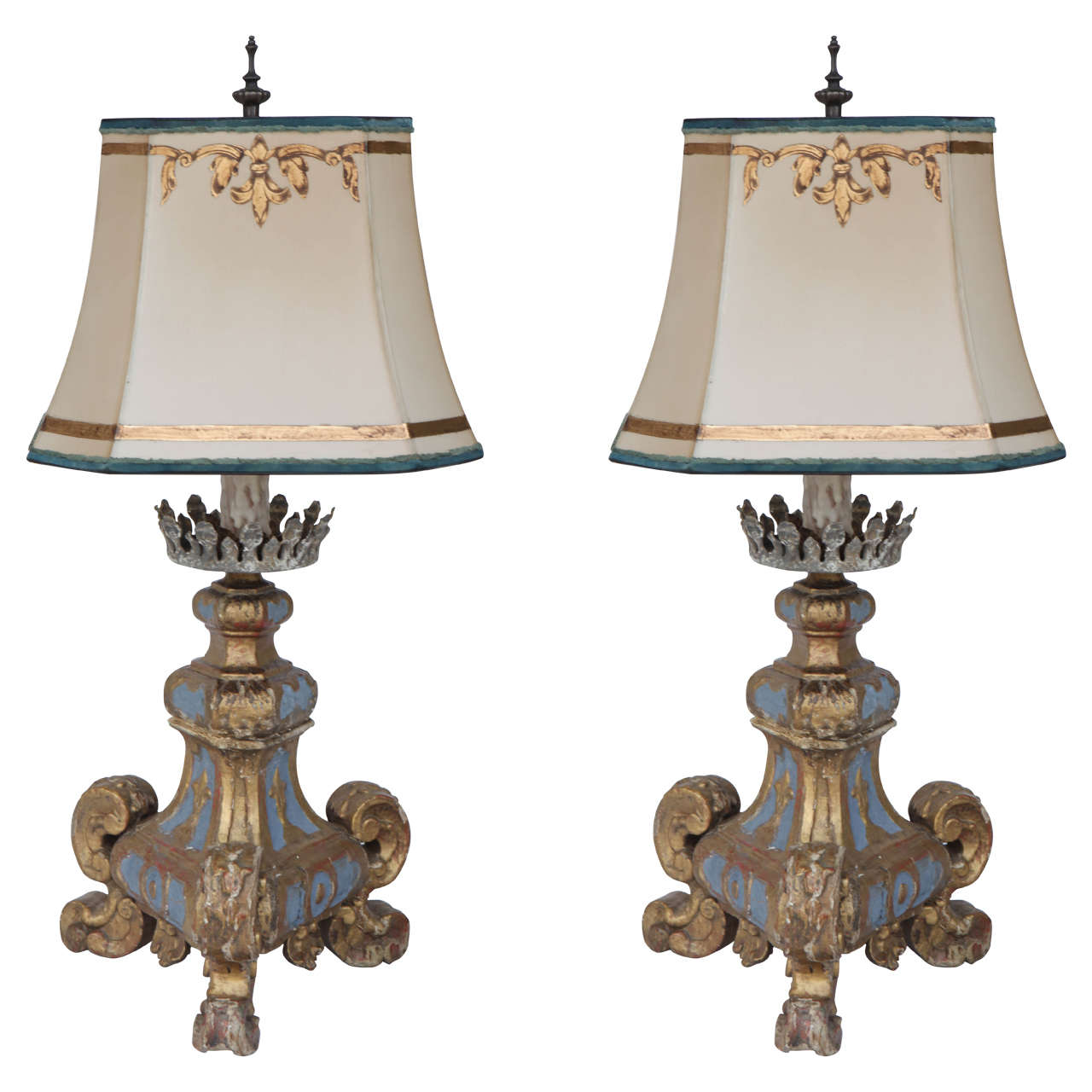 Pair of 19th Century Italian Giltwood Lamps For Sale at 1stDibs