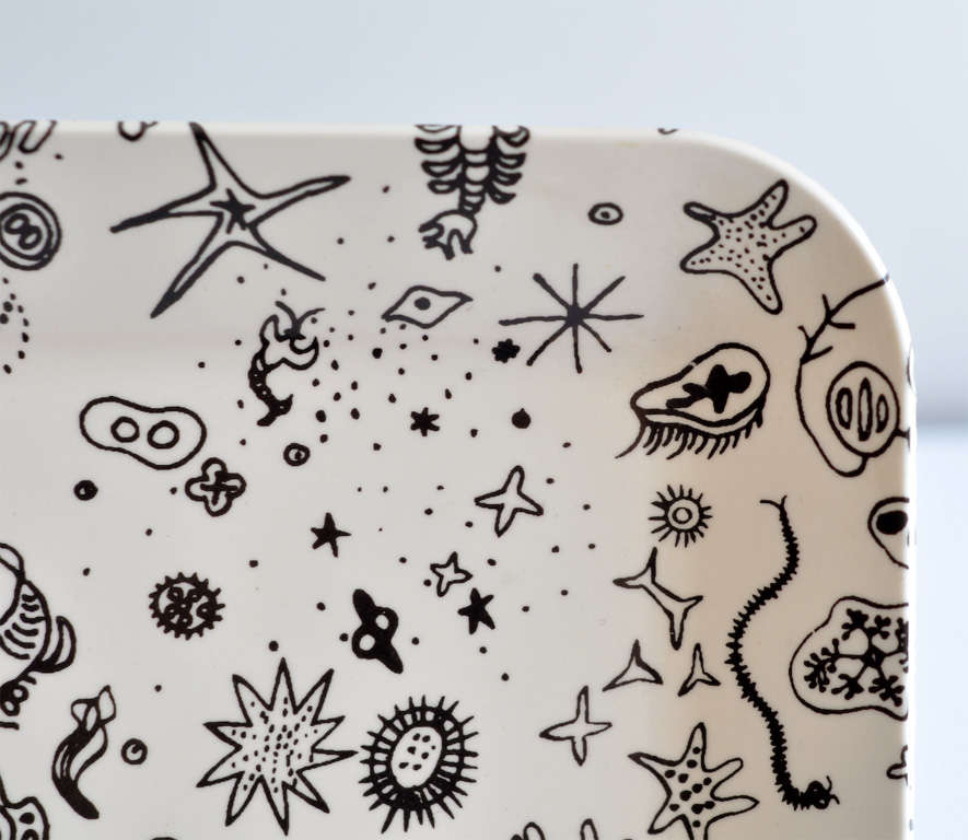 eames tray