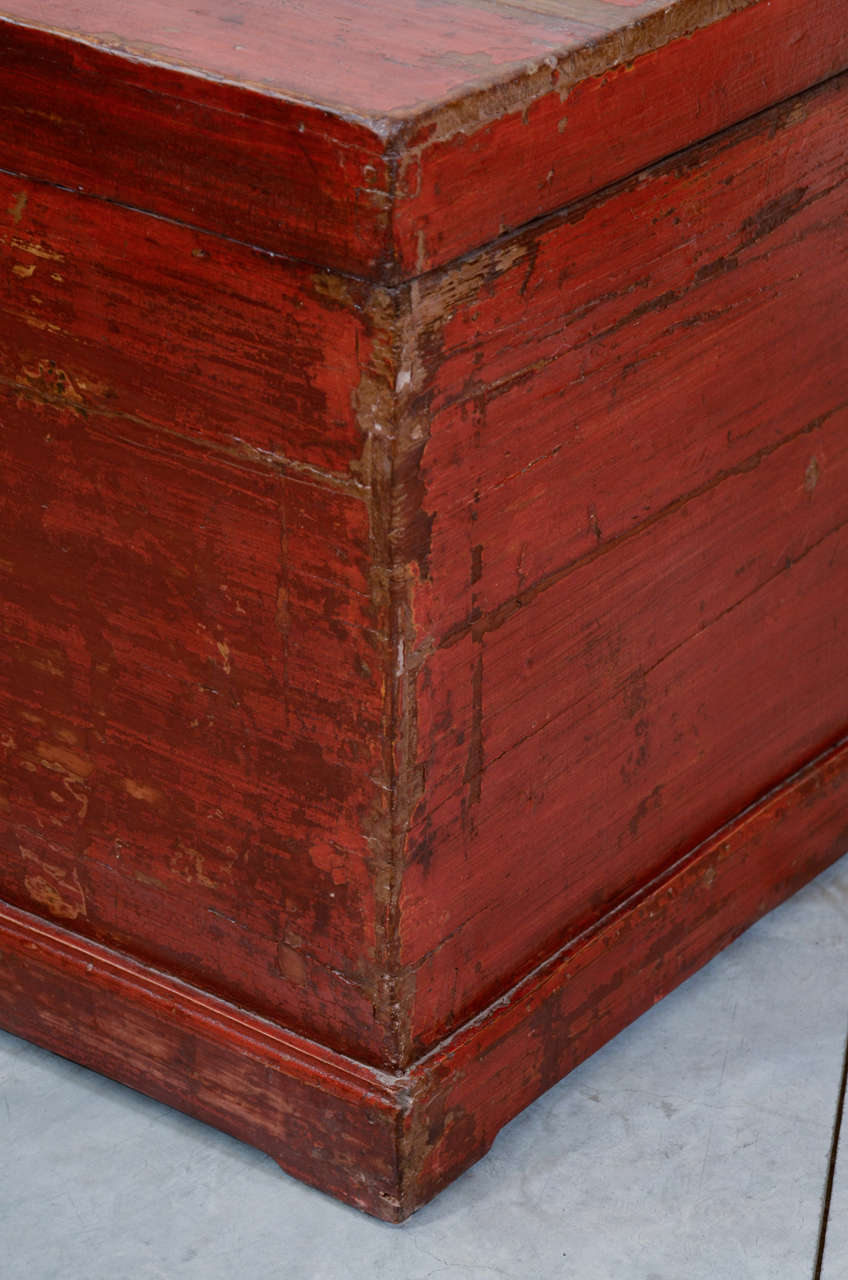 Late 19th Century Chinese Clothing Trunk 2