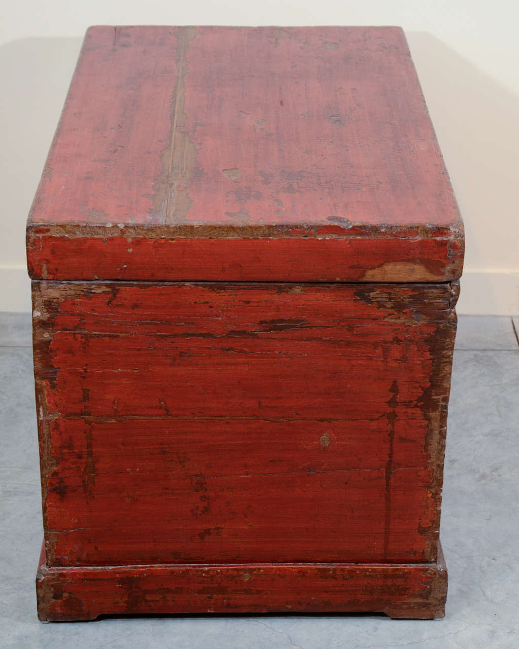 Late 19th Century Chinese Clothing Trunk 3