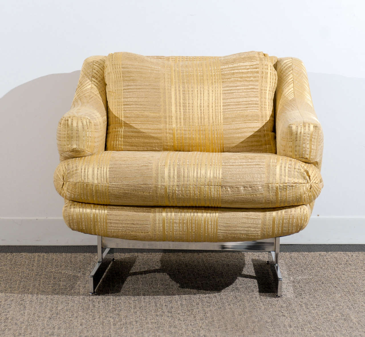 Fantastic Pair of Milo Baughman for Directional Lounge/Club Chairs 3