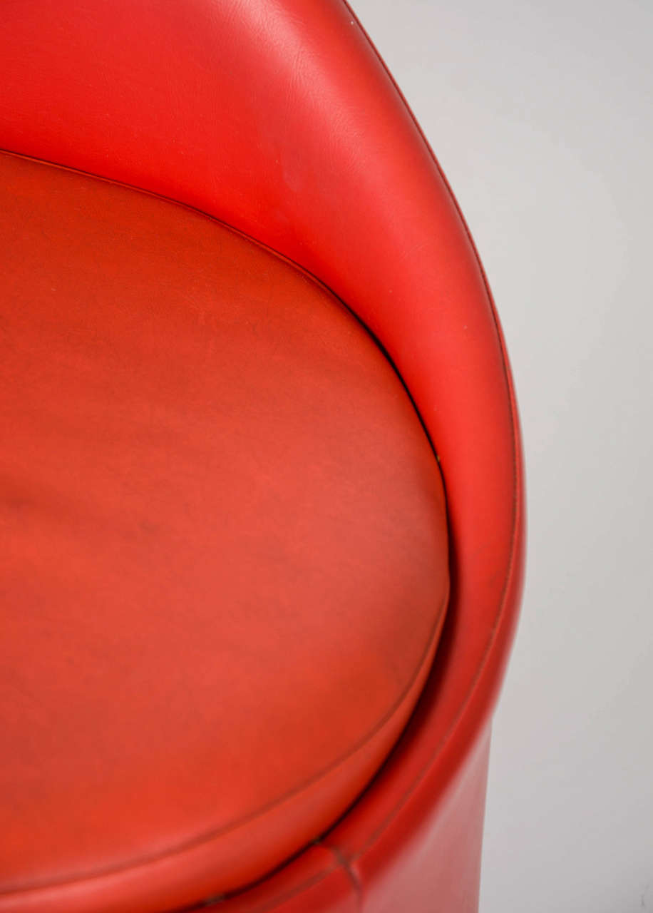 Mid-Century Modern Red Leatherette Chair For Sale