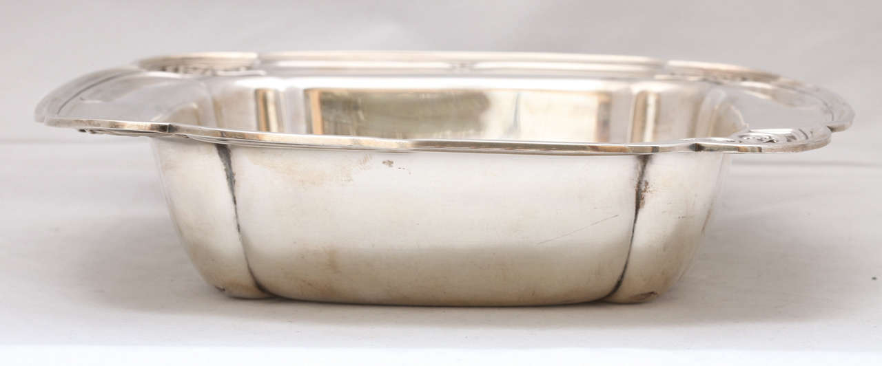Art Deco Celtic Design Sterling Silver Serving Bowl In Excellent Condition For Sale In New York, NY